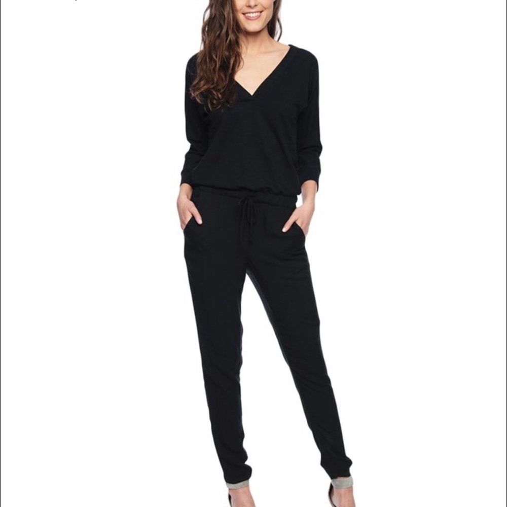 SPLENDID Black V Free Neck Jumpsuit people Romper